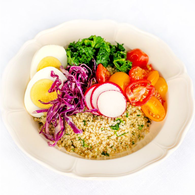 Power Breakfast Quinoa Bowl